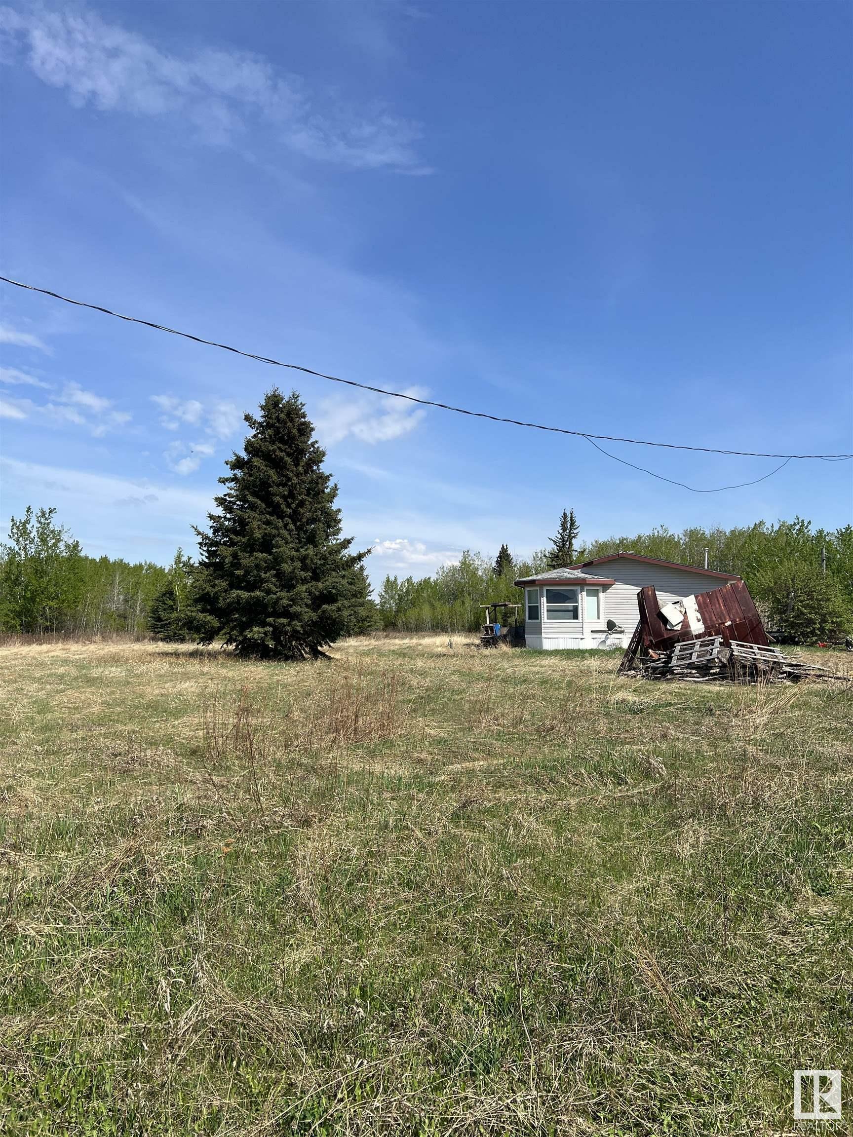 Property Photo: 14323 Township 592 AB T0A 3L0