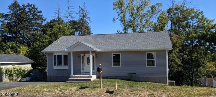 Property Photo:  42 Harrison St  NJ 07461 