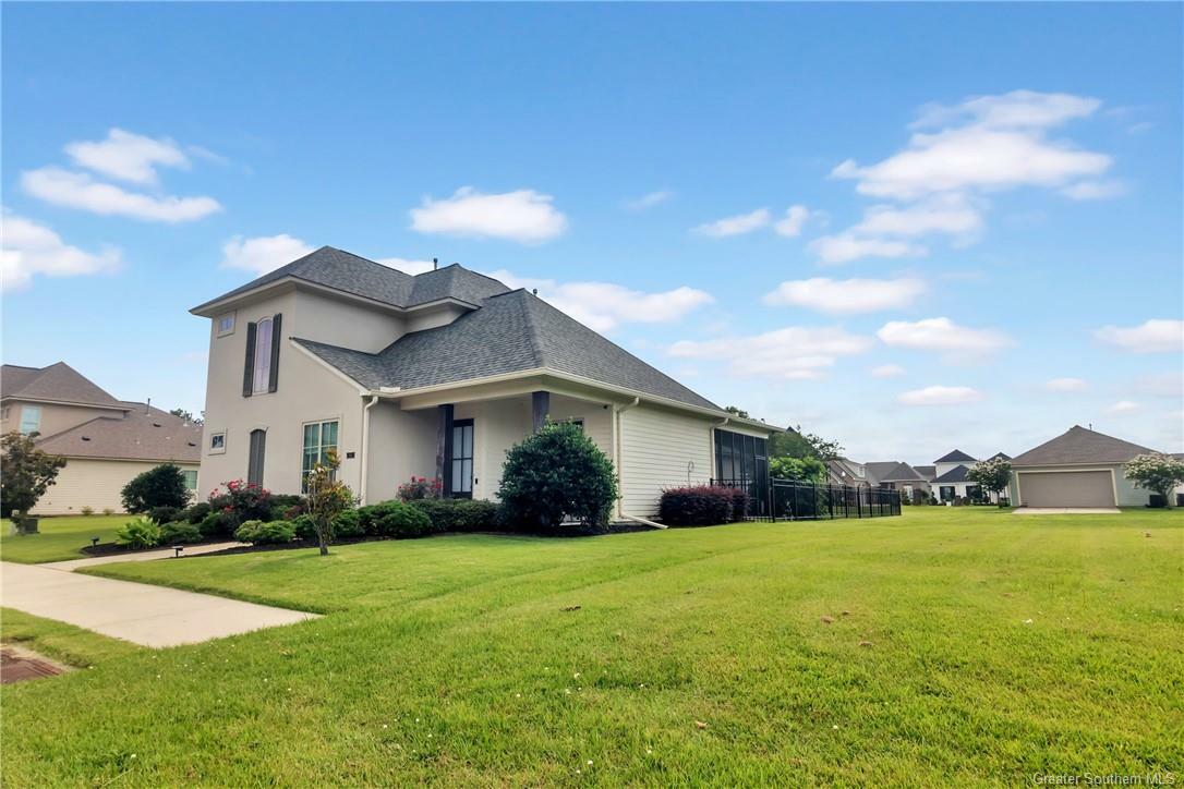 Property Photo: 5813 Shining Way Street LA 70605