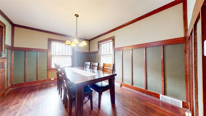 Property Photo: 1415 46th Street IA 50311