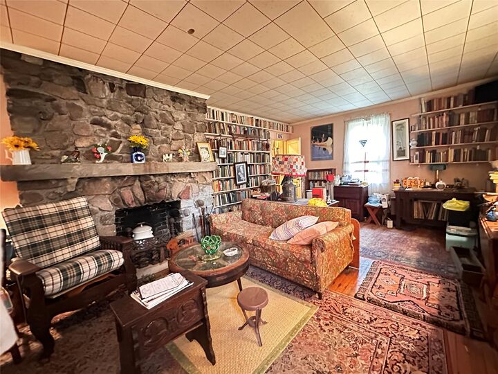 Property Photo:  102 Cedar Cliff Road  NY 10950 