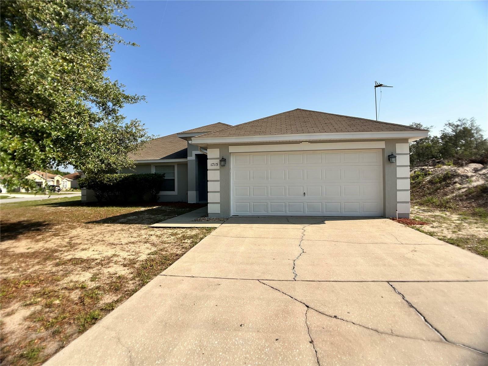 1715 Redfin Way  Kissimmee FL 34759 photo