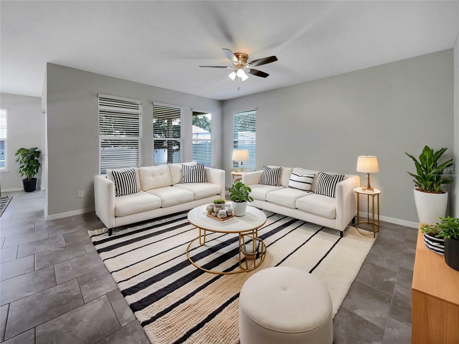 Property Photo: 4010 Brookshire Circle FL 32736