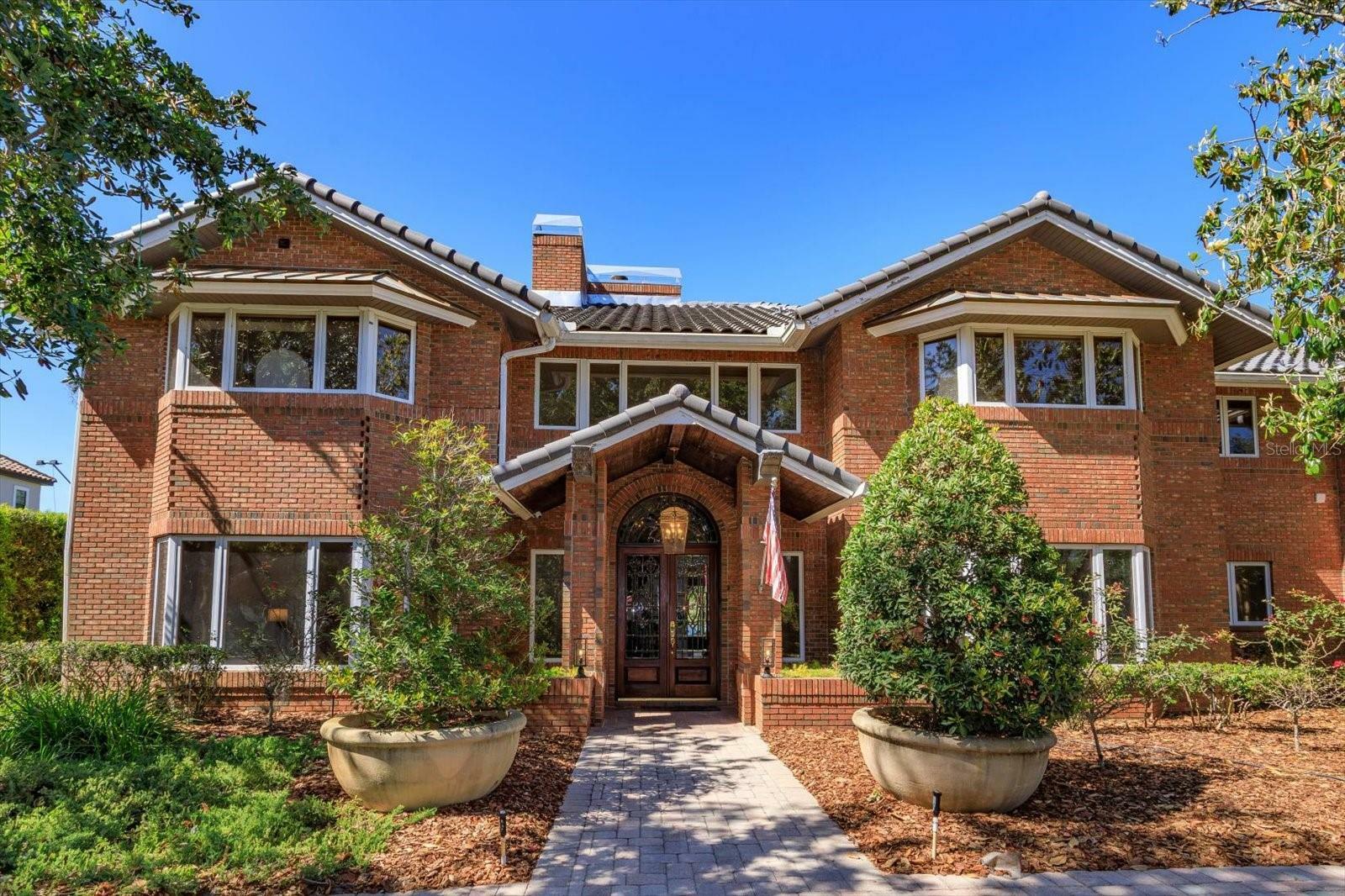 Property Photo: 2828 Marquesas Court FL 34786