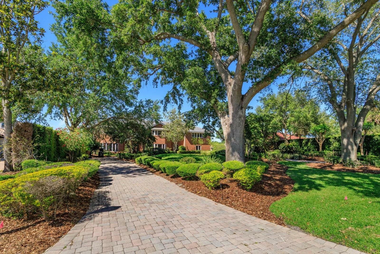 Property Photo: 2828 Marquesas Court FL 34786