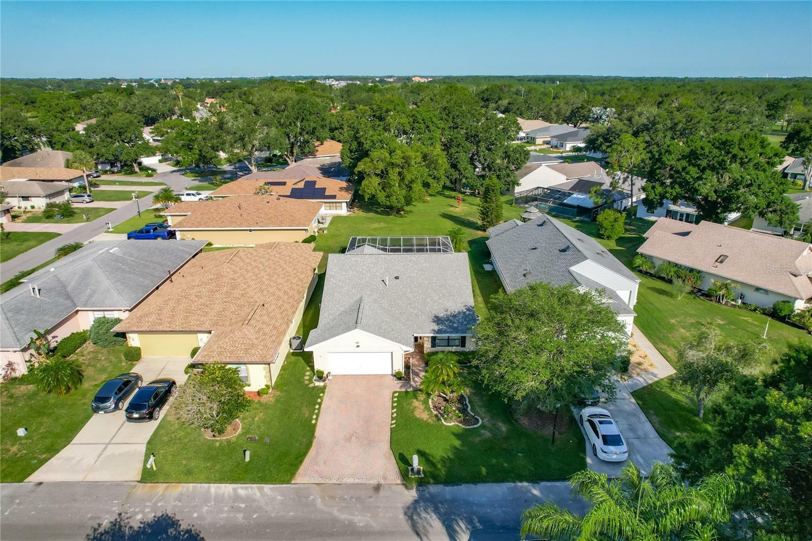 Property Photo: 560 Saint Andrews Road FL 33884