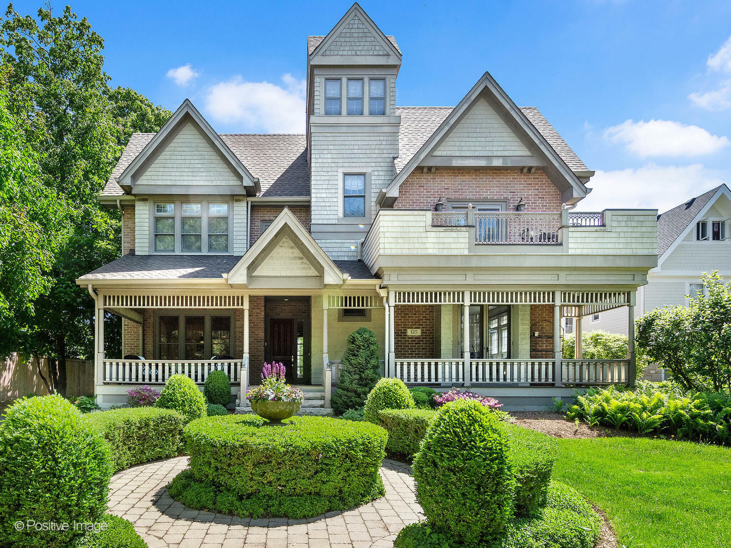Property Photo: 125 N Park Avenue IL 60521