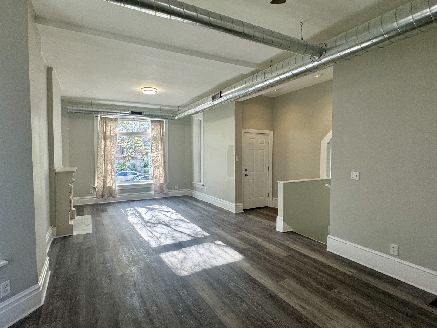 Property Photo:  1345 N Maplewood Avenue 1  IL 60622 
