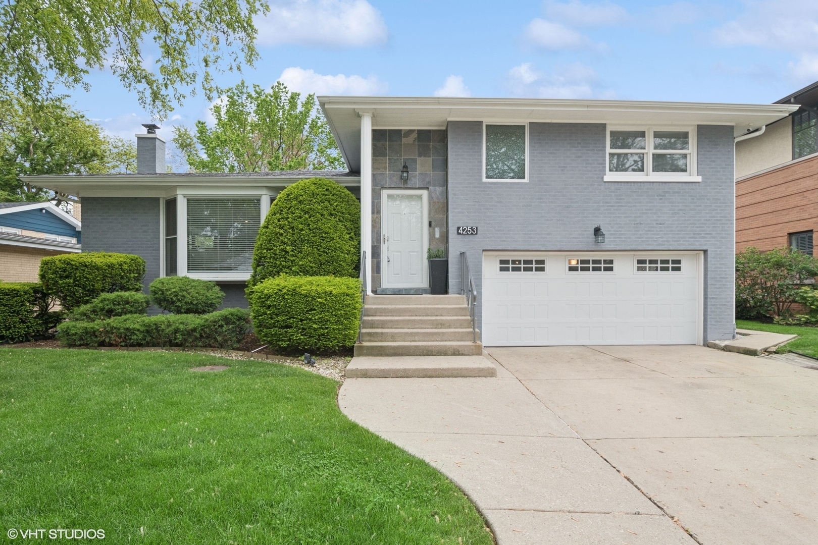 Property Photo: 4253 Grove Street IL 60076