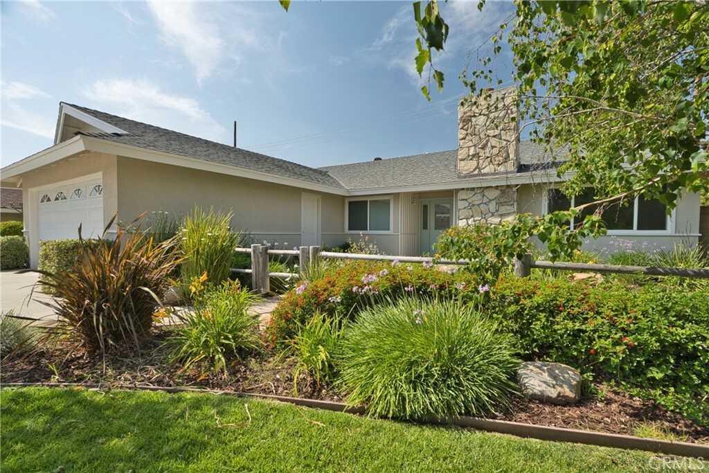 Property Photo: 1425 Arrow Wood Drive CA 92821