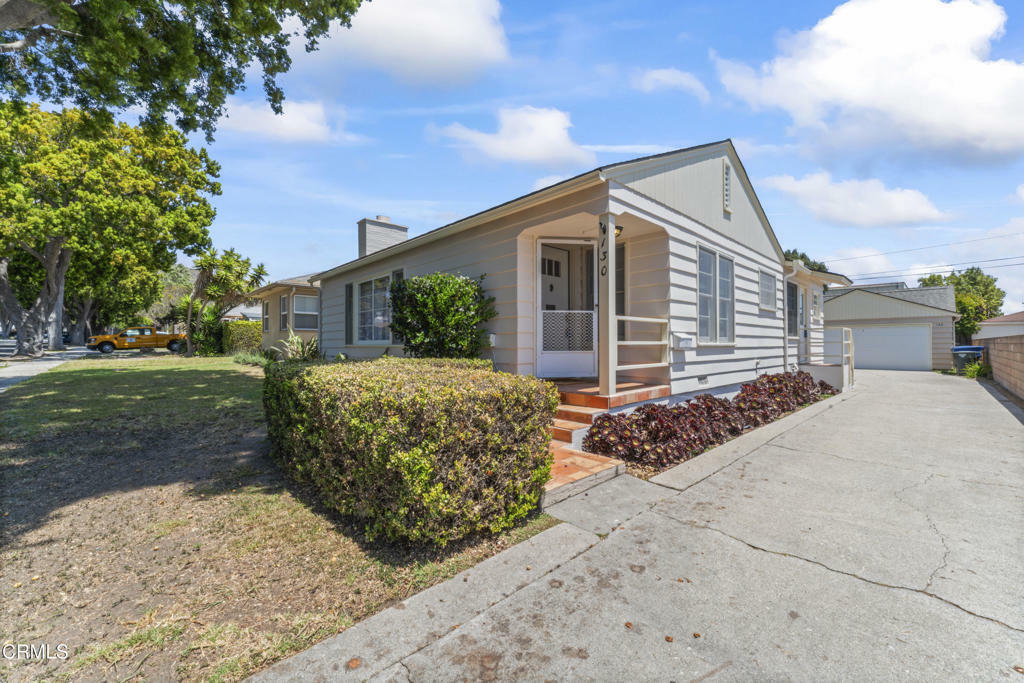 Property Photo: 130 132 Virginia Drive CA 93003