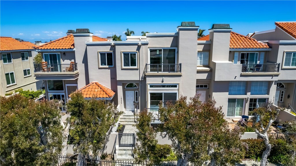 Property Photo: 19455 Riverdale Lane CA 92648