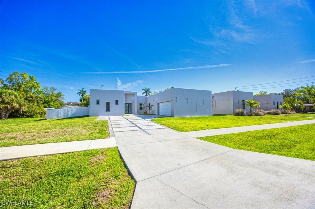 Property Photo: 3995 Edgewood Avenue FL 33916