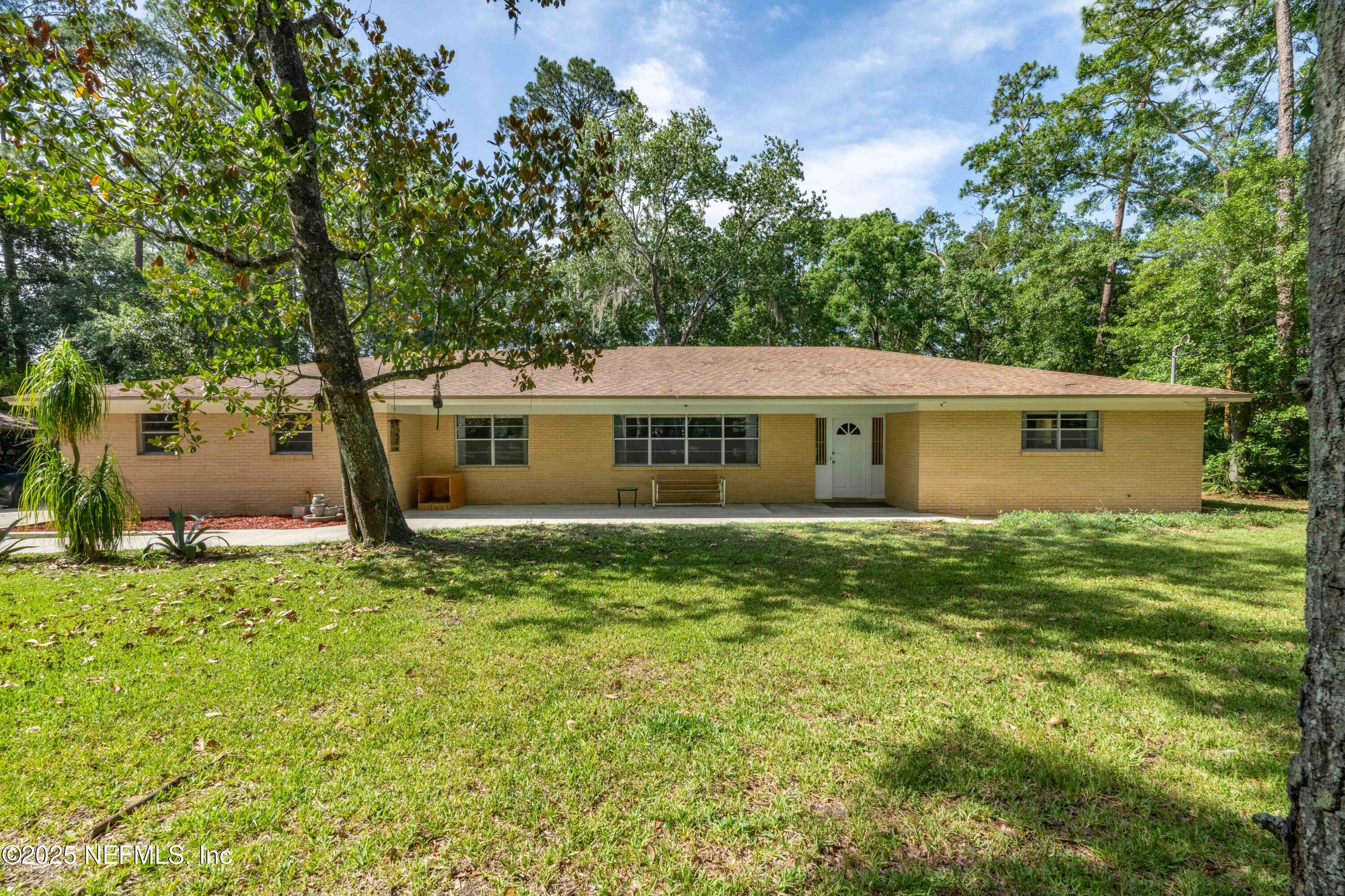 Property Photo: 3656 Capper Road FL 32218