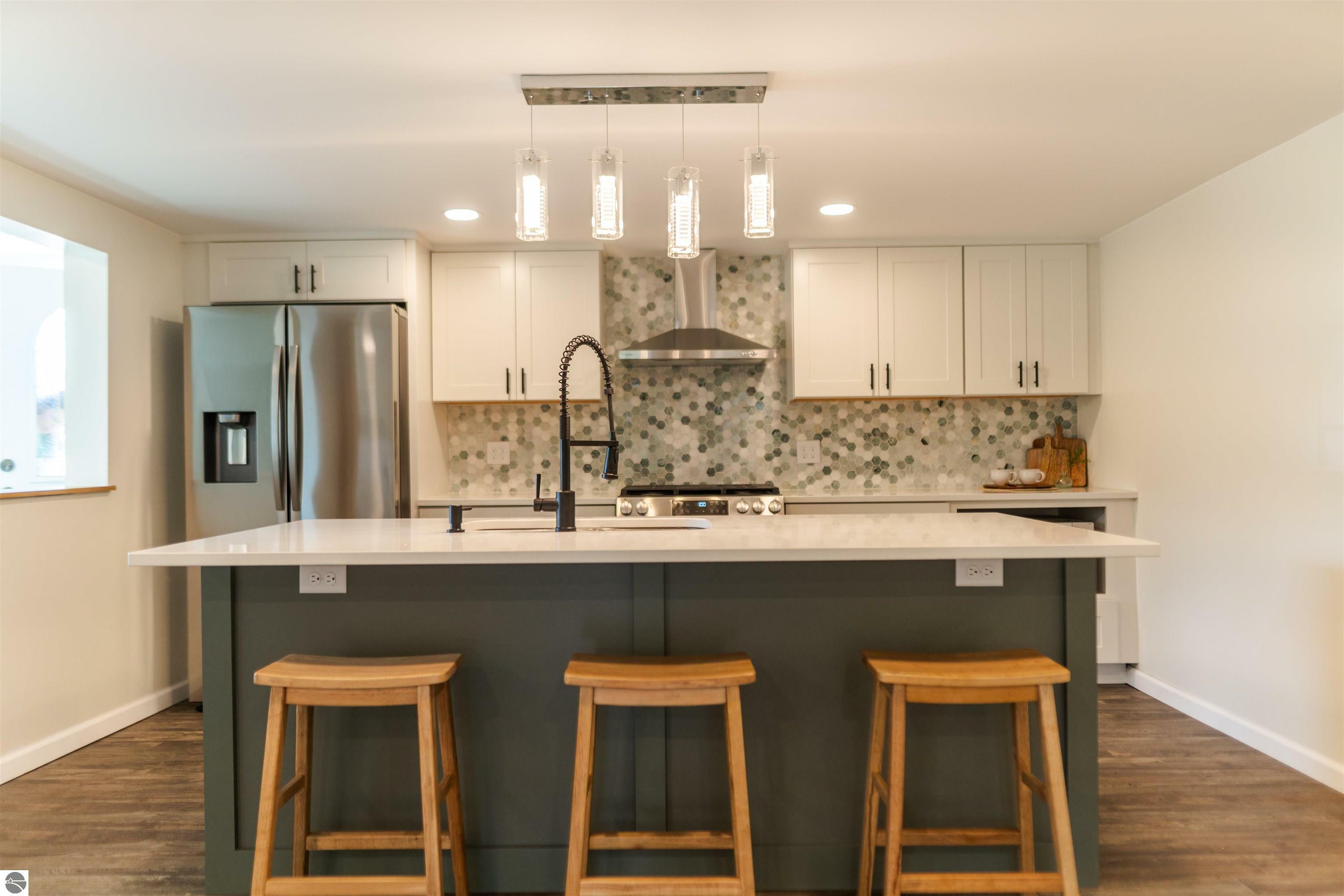 968 Barlow Street  Traverse City MI 49686 photo