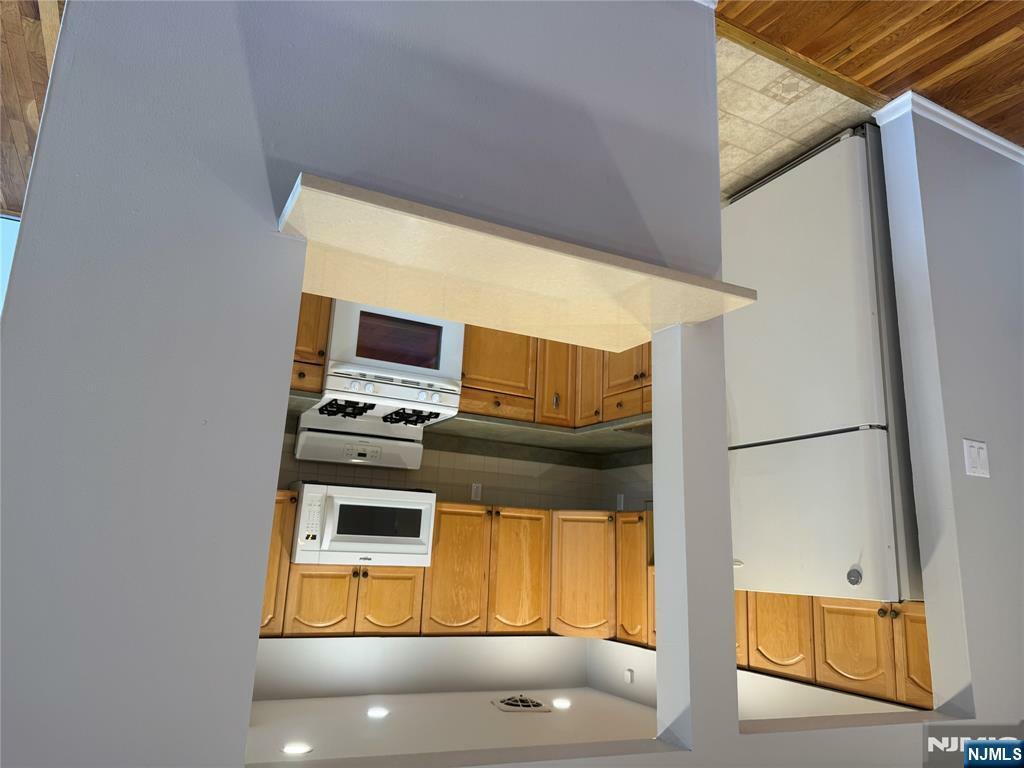 Property Photo:  386 Hoover Avenue 165  NJ 07003 