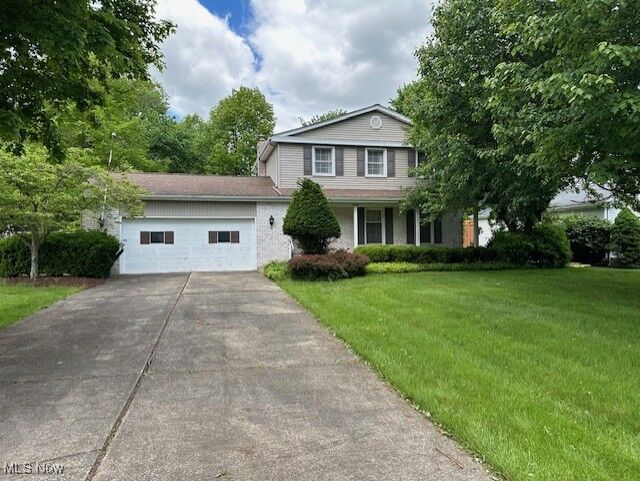 Property Photo:  1614 Rosehedge Drive  OH 44514 