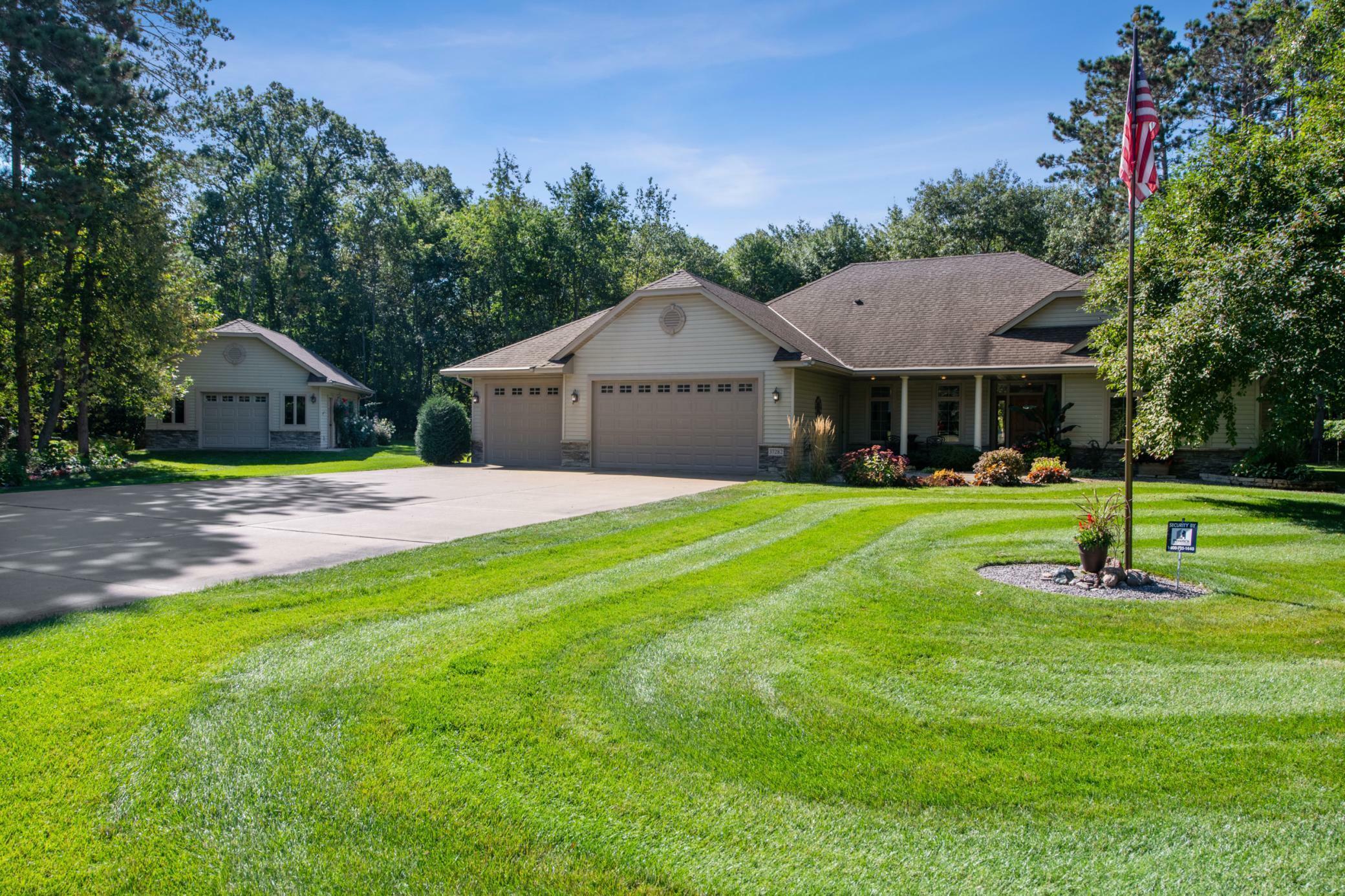 Property Photo: 37282 Ivy Trail MN 55056