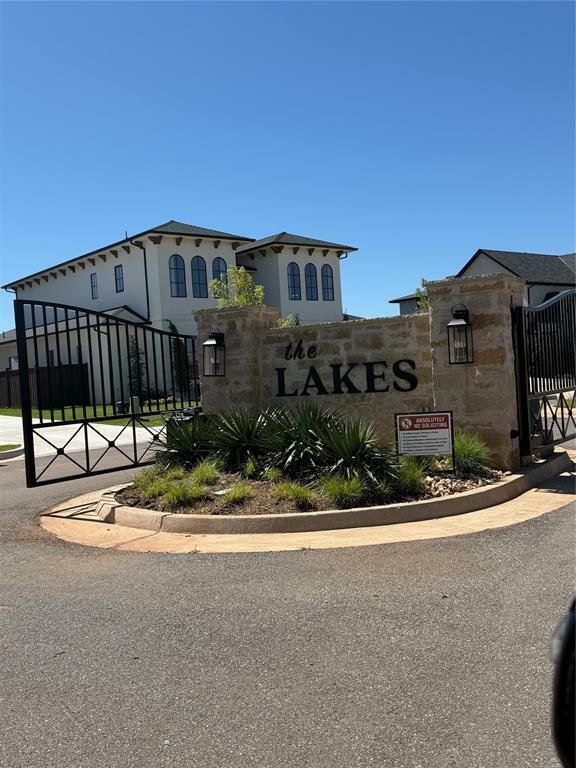 Property Photo: 6405 NW 148th Street OK 73142