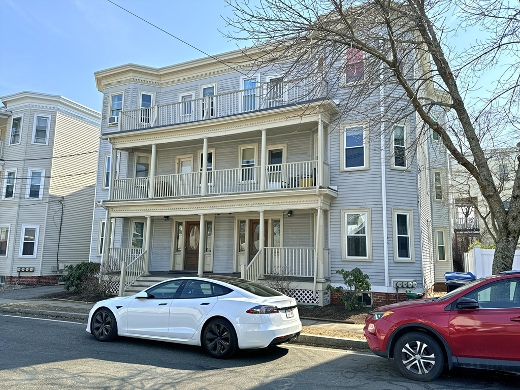 Property Photo: 103 Beech St 3 MA 02478