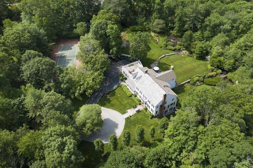 Property Photo:  152 Forest Ave  MA 02025 