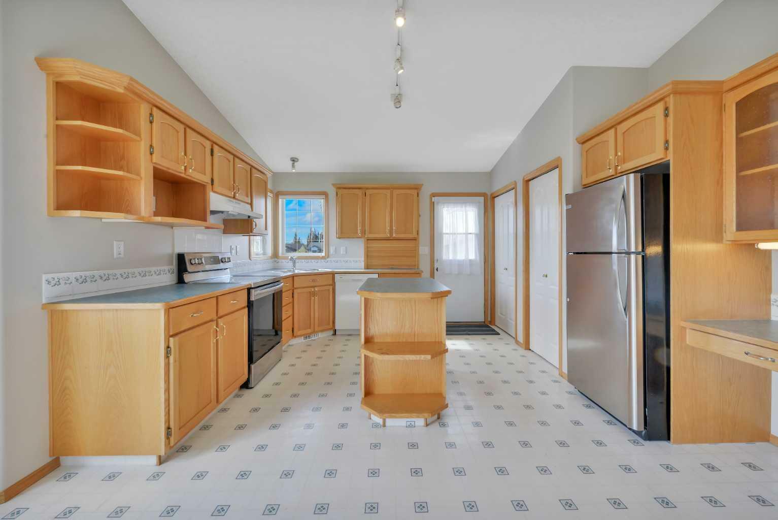 Property Photo: 165 Duval Crescent AB T4R 2Z1