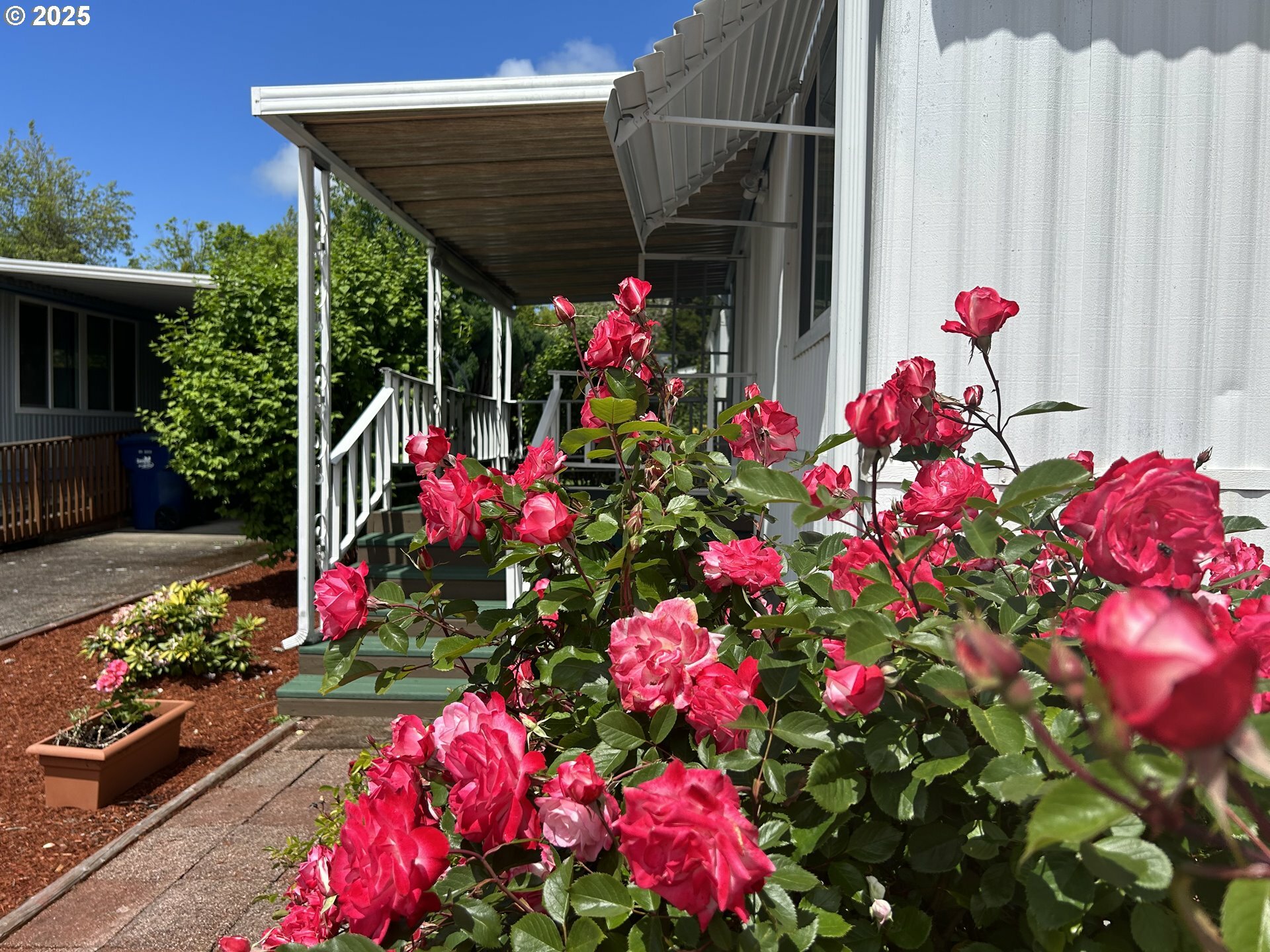 Property Photo: 4800 Barger Dr 25 OR 97402