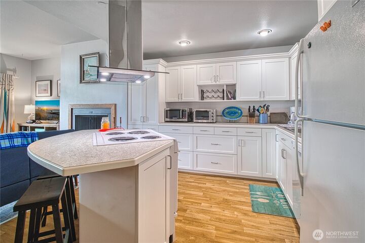 Property Photo: 7806 Birch Bay Dr 1007 WA 98230