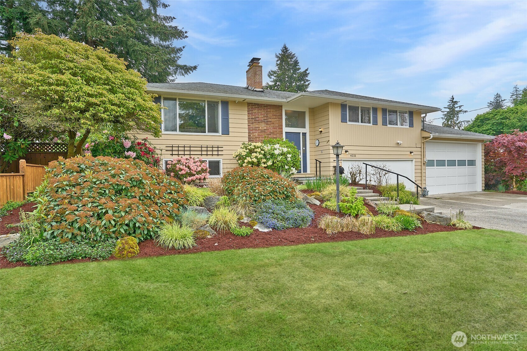 4221 S 251st St  Kent WA 98032 photo
