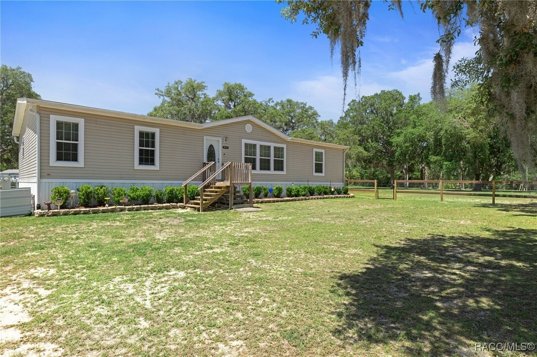 Property Photo: 5272 N Western Drive FL 34442