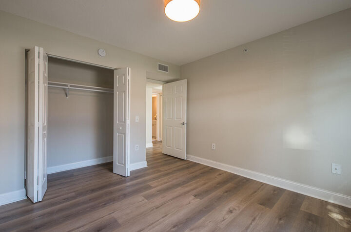 Property Photo:  101 Villa Circle  FL 33435 