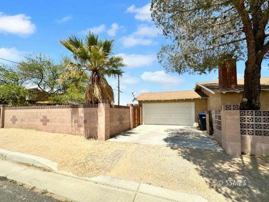Property Photo: 1200 W Dolphin Ave CA 93555