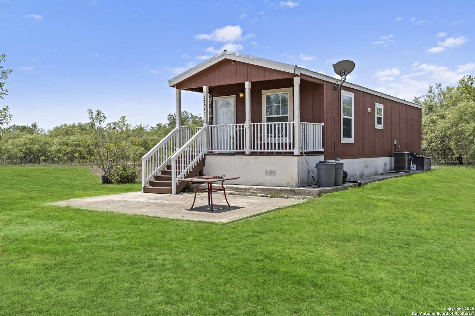 Property Photo: 17545 Fargoer Way TX 78124