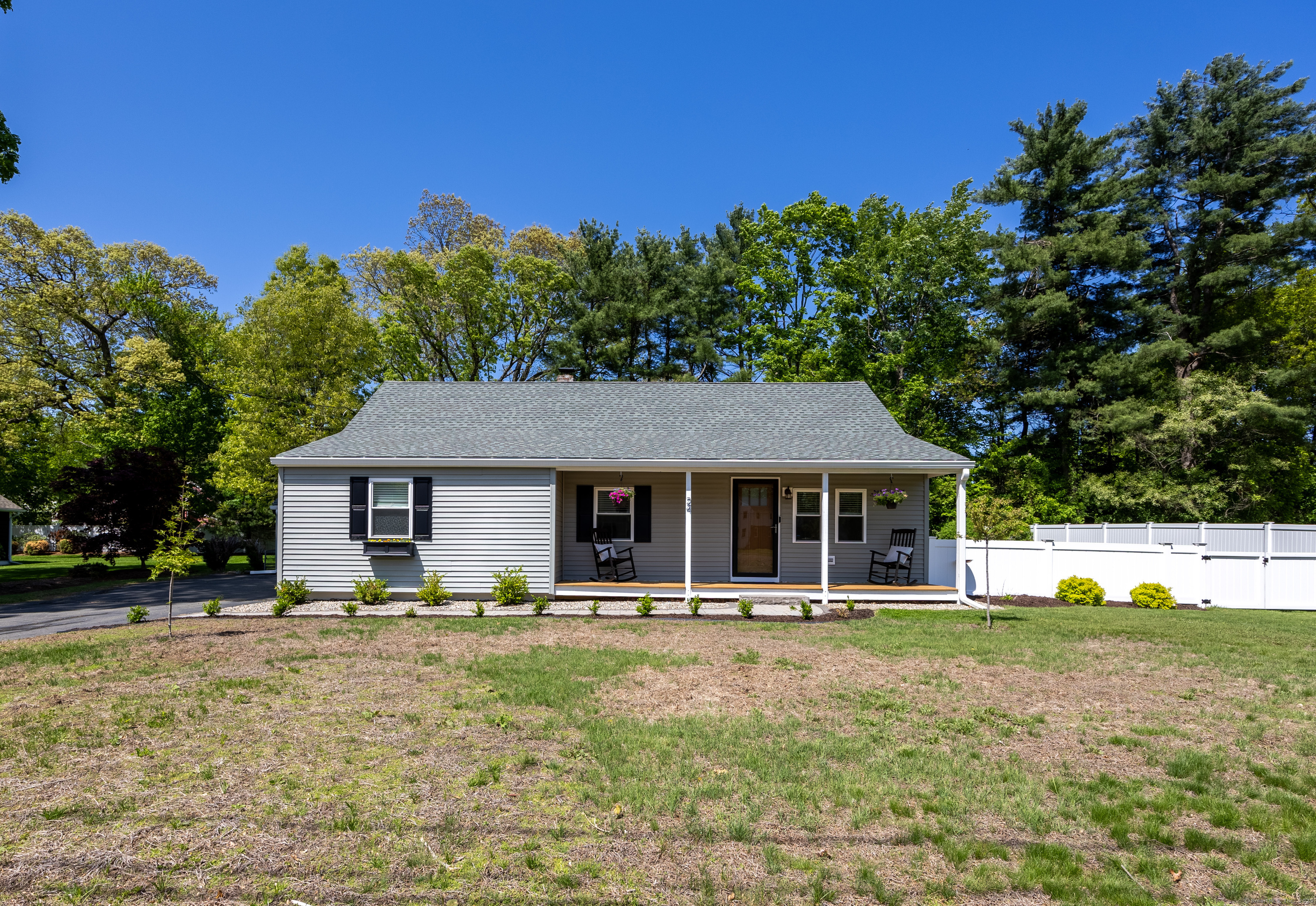 Property Photo: 24 White Oak Lane CT 06070