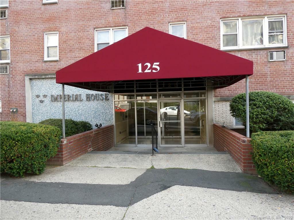 Property Photo:  125 Prospect Street 3C  CT 06901 