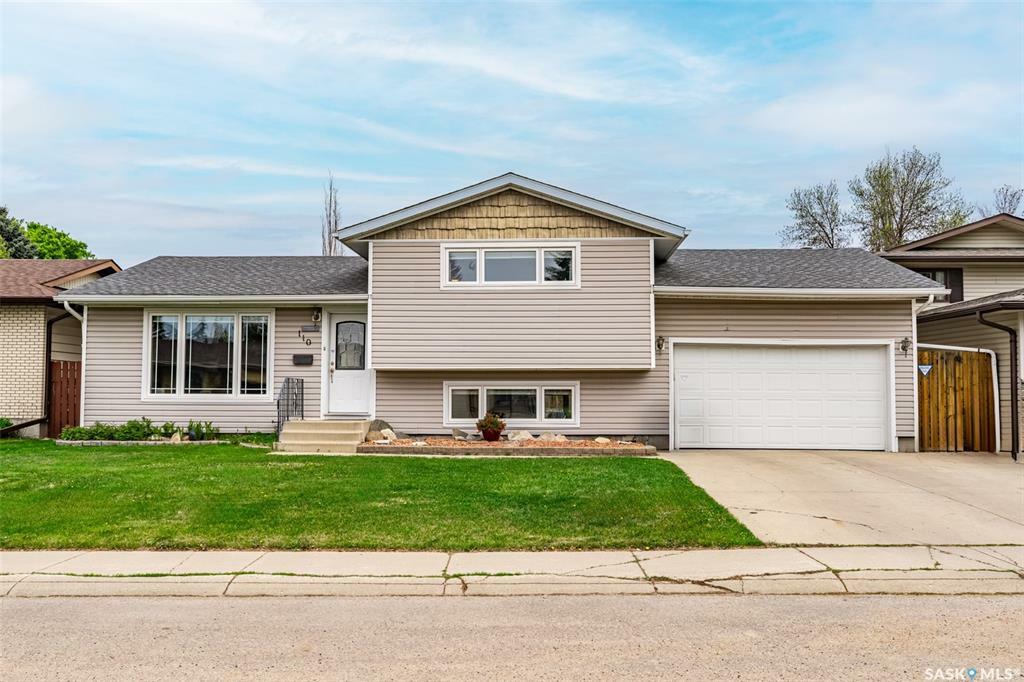 Property Photo:  110 Allegretto Crescent  SK S7K 6R5 