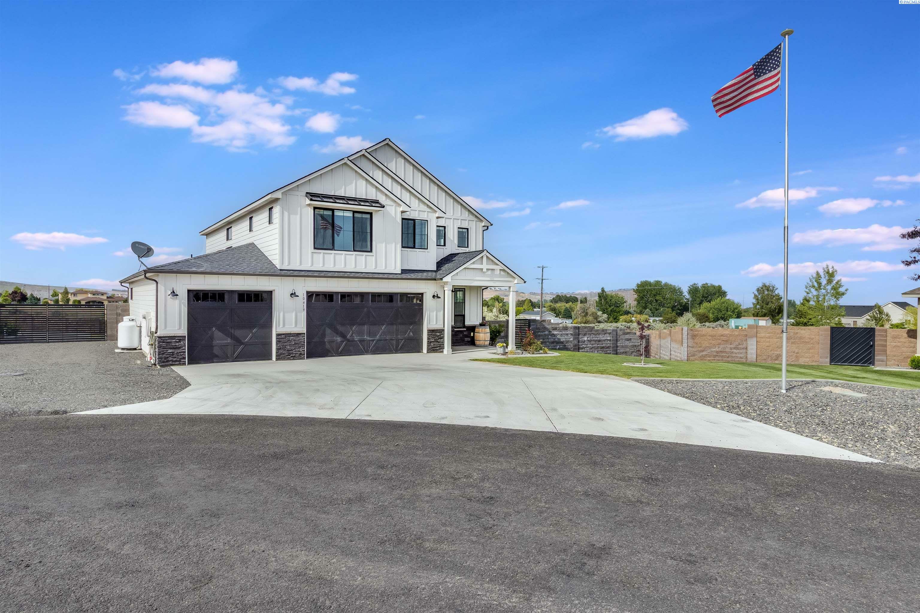 Property Photo: 10419 Summit View Ct WA 99338