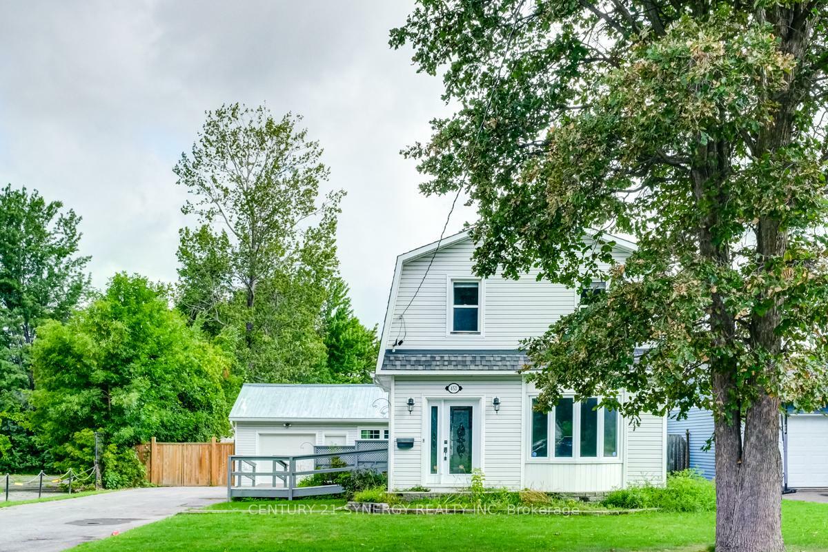 Photo de la propriété: 453 Pleasant Park Road ON K1H 5M9