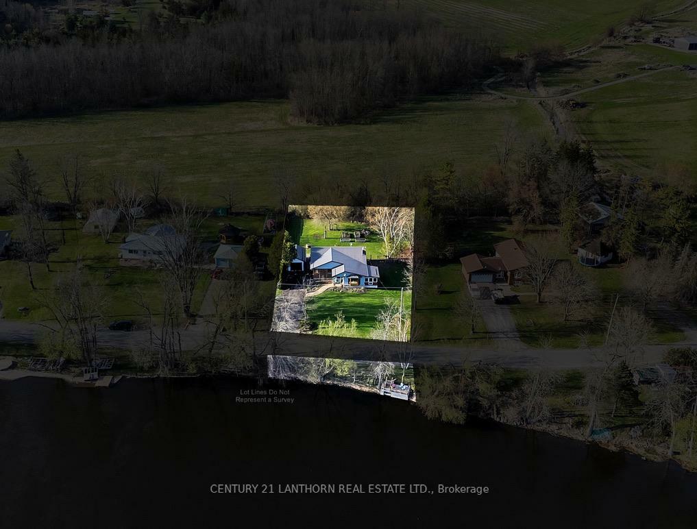 Property Photo: 518 Rosebush Road ON K0K 2C0