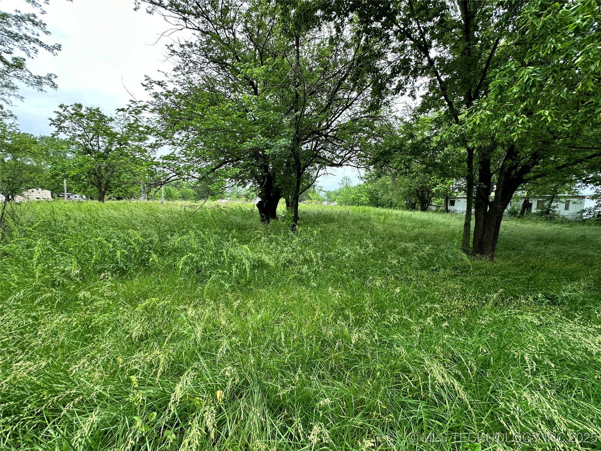 Property Photo:  13851 S Valley Road  OK 74053 