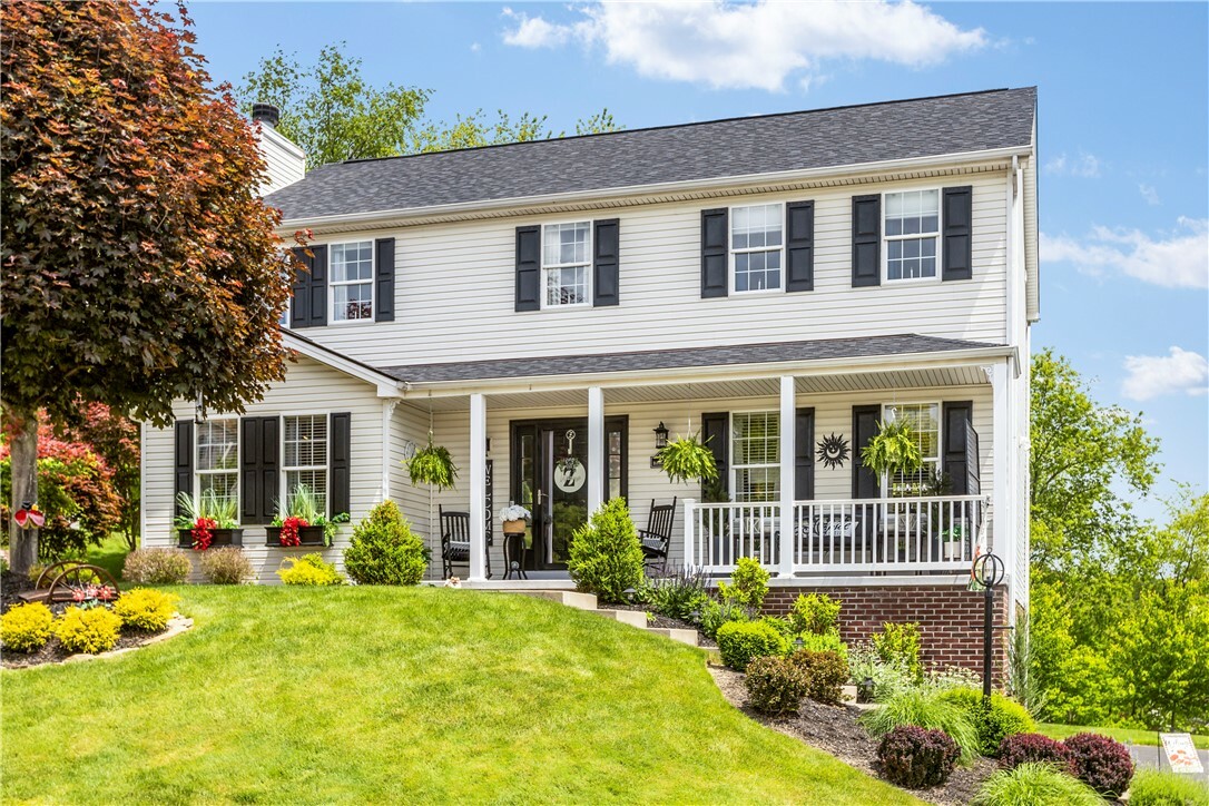 Property Photo: 165 Bayberry Ln PA 16066