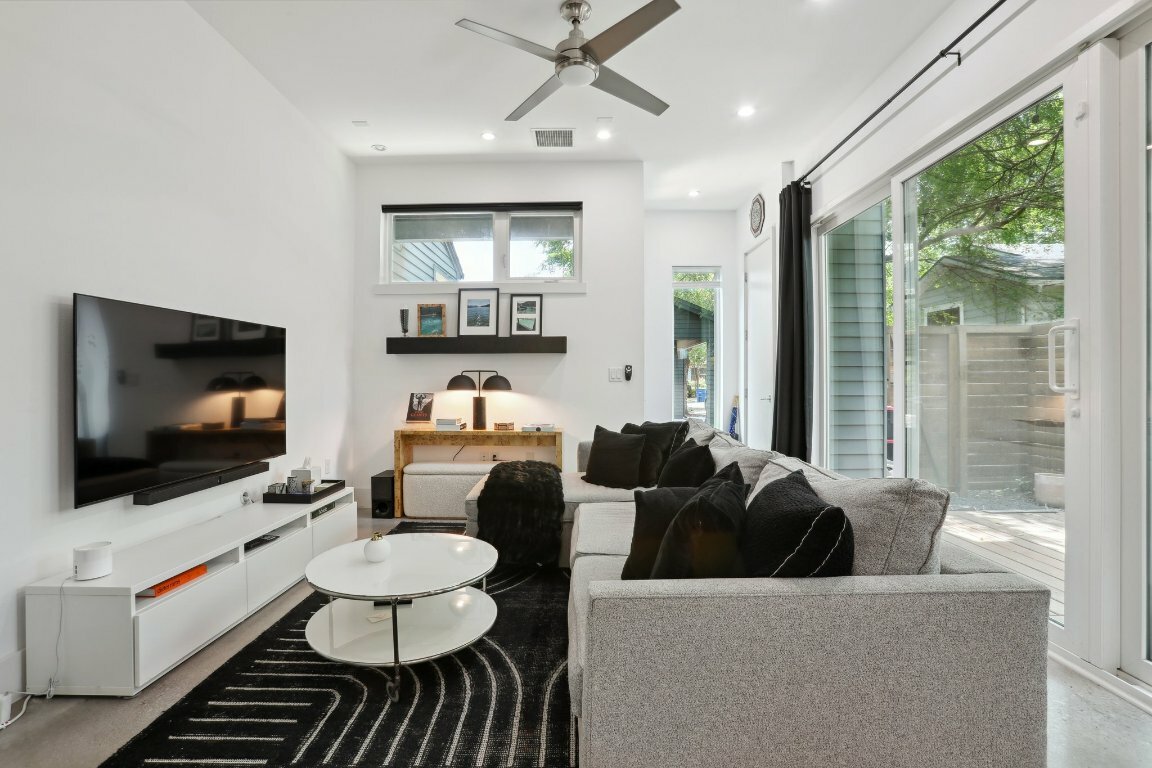 Property Photo: 1904 W 39th Street A TX 78731
