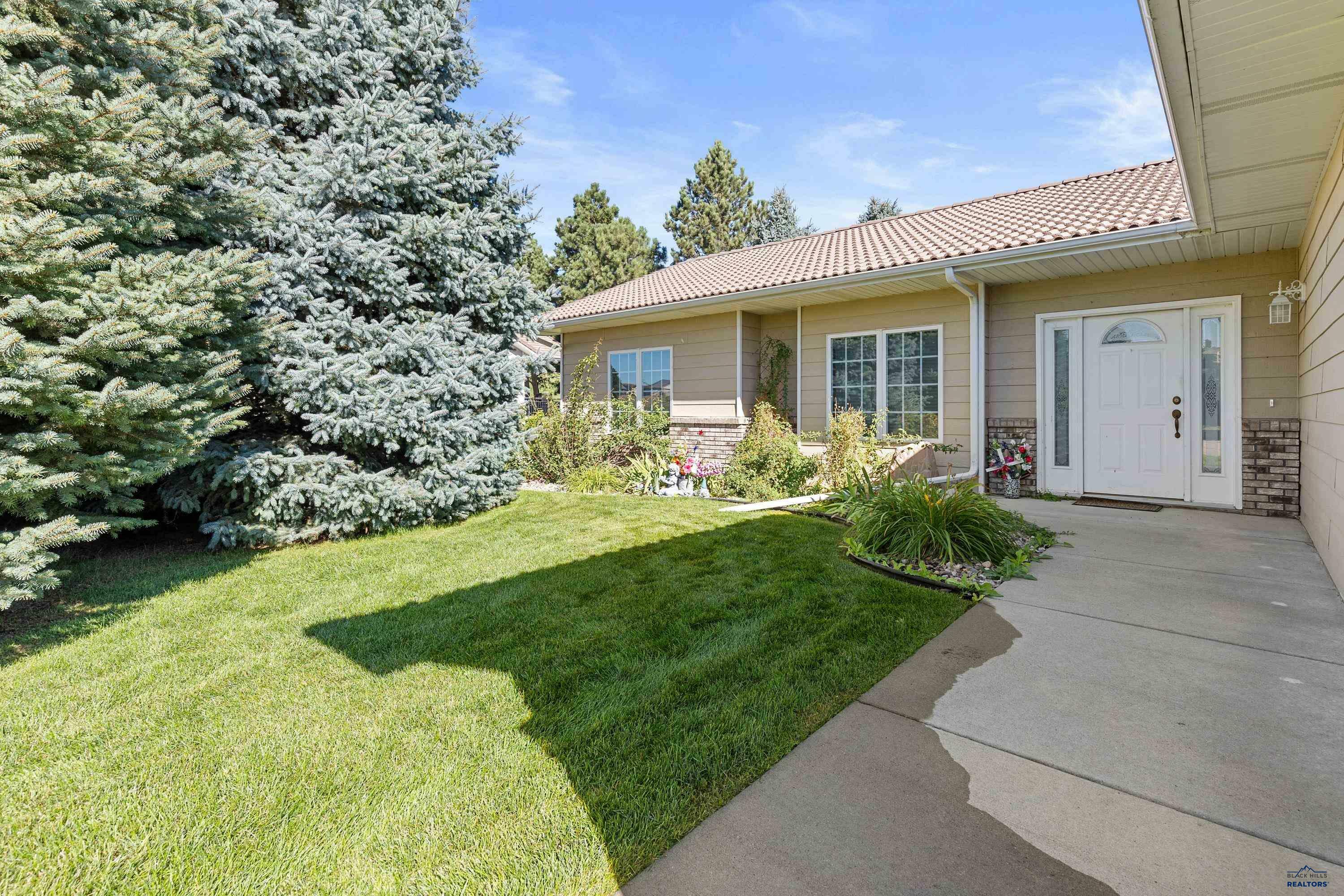 Property Photo: 3432 Willowbend Rd SD 57703