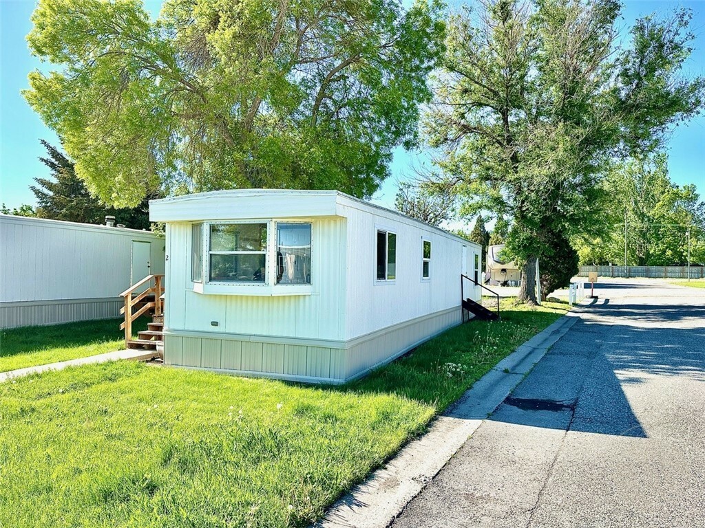 Property Photo: 1803 Hwy 87 E 2 MT 59101
