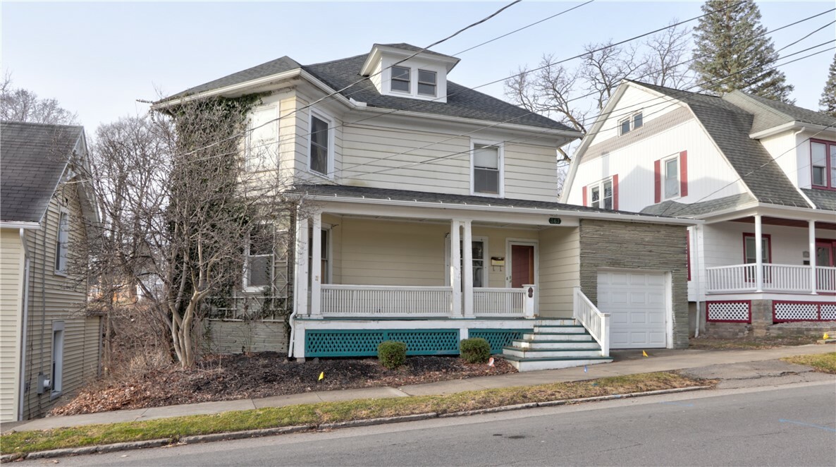 Property Photo:  367 Castle Street  NY 14456 