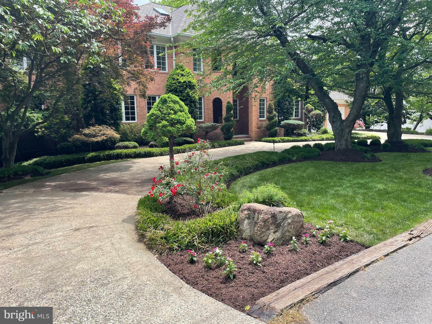 Property Photo: 8005 Glengalen Lane MD 20815
