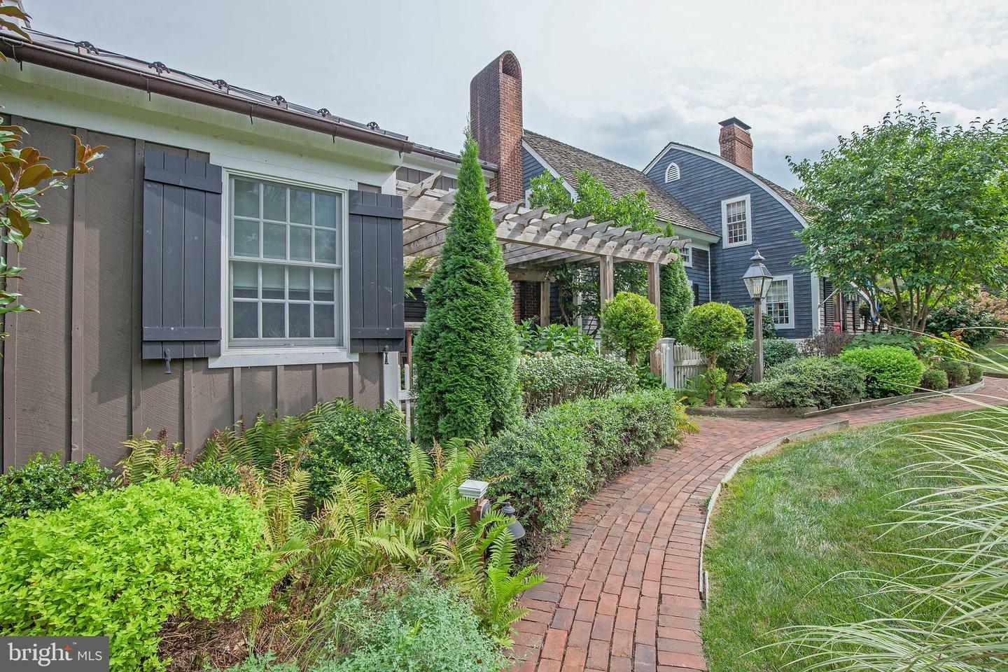 Property Photo: 1249 Pebble Hill Road PA 18901