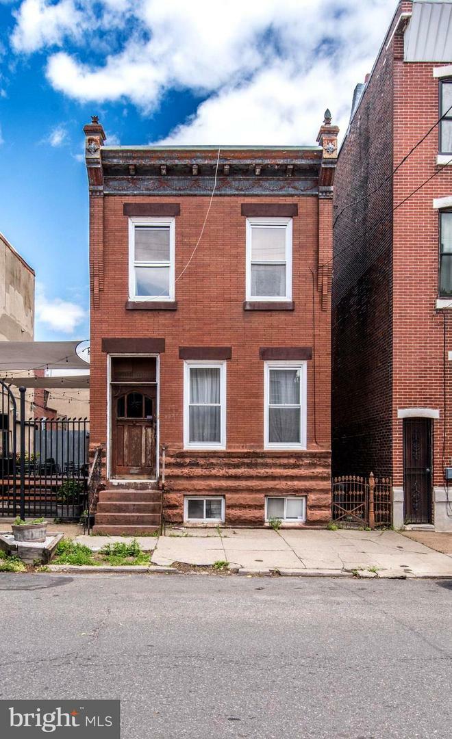 Property Photo: 2337 E Cumberland Street PA 19125