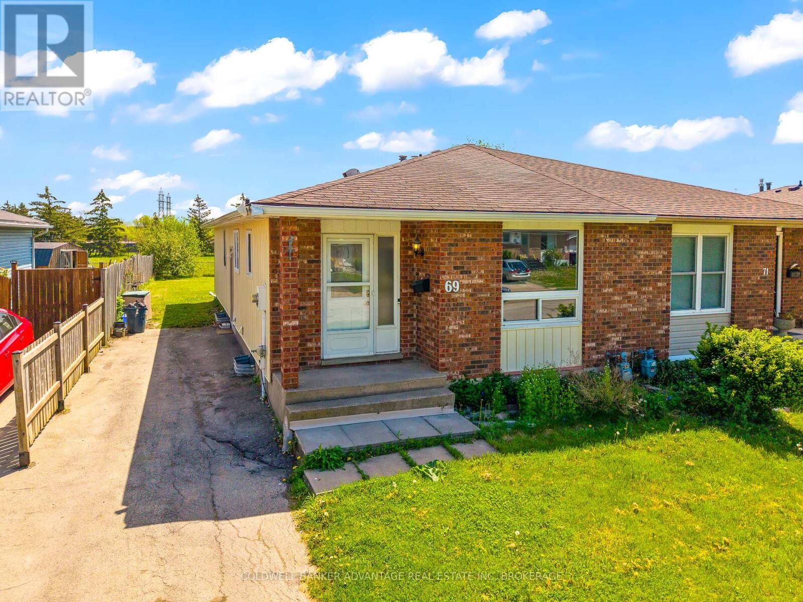Property Photo: 69 Marc Boulevard ON L3B 5V2