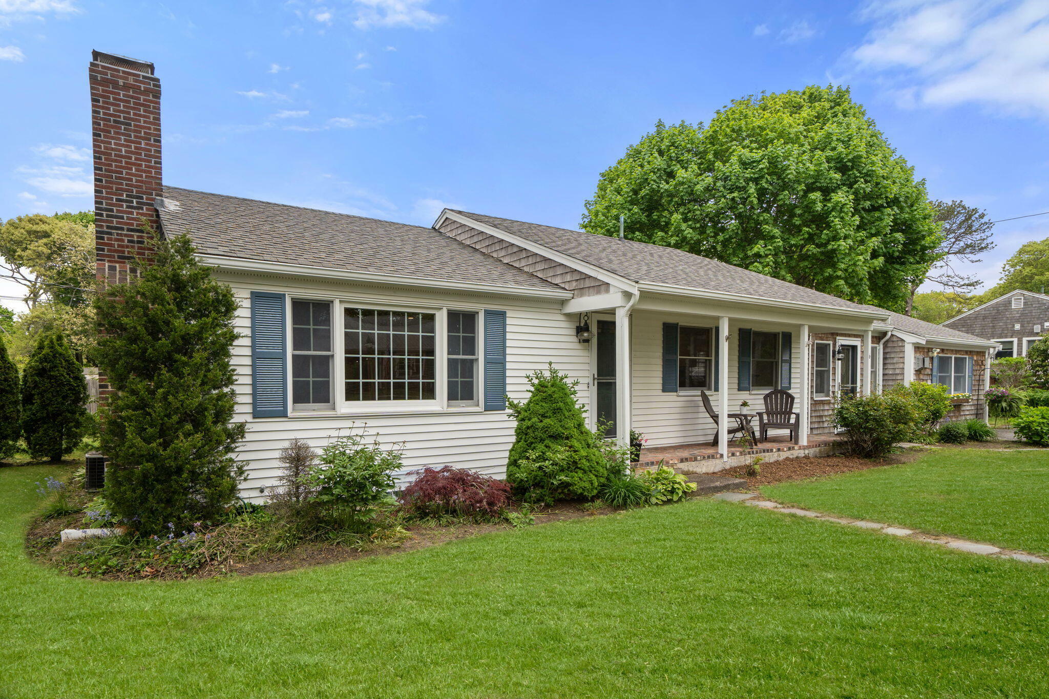 Property Photo:  6 Harrington Way  MA 02601 